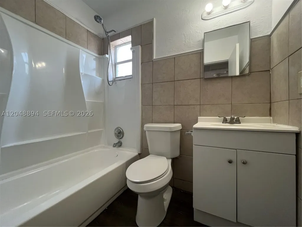 3024 NW 2nd Street Pompano Beach FL 33069