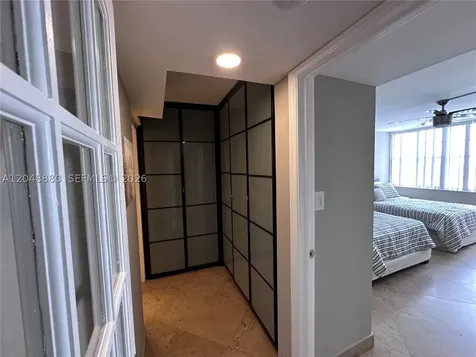 18021 Biscayne Boulevard Aventura FL 33160