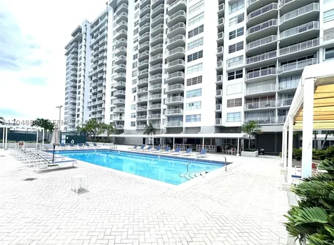 18021 Biscayne Boulevard Aventura FL 33160