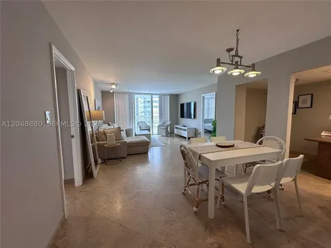 18021 Biscayne Boulevard Aventura FL 33160