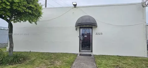 2223 NW 26th Avenue Miami FL 33142