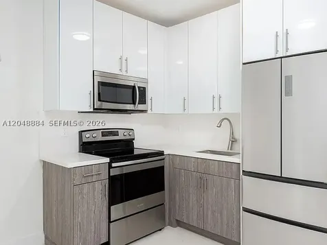 676 NW 47th Street Miami FL 33127
