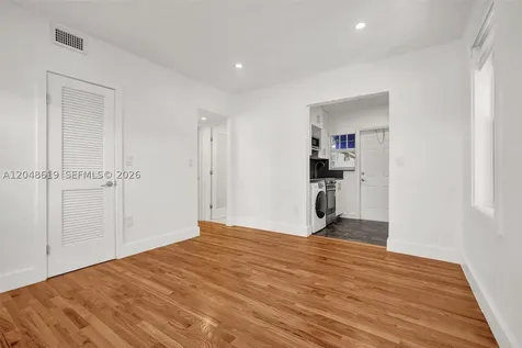 935 Meridian Avenue Miami Beach FL 33139