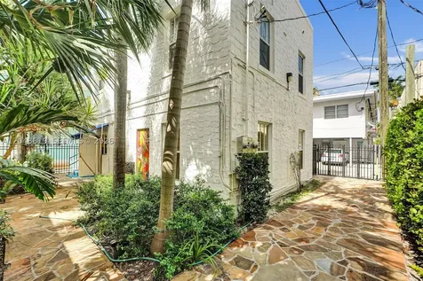935 Meridian Avenue Miami Beach FL 33139