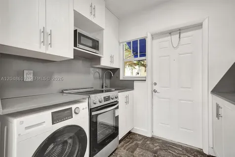 935 Meridian Avenue Miami Beach FL 33139