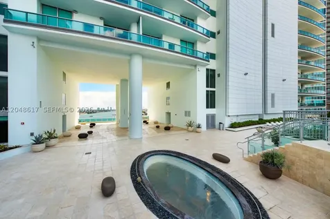 900 Biscayne Boulevard Miami FL 33132