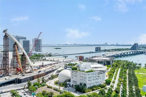 900 Biscayne Boulevard Miami FL 33132