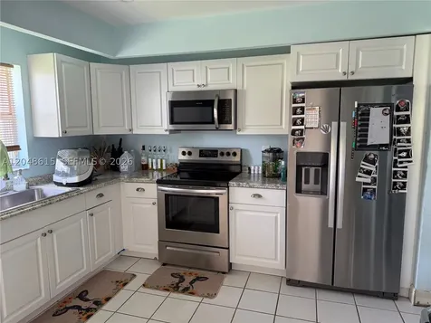 2225 SE 5th Place Homestead FL 33033