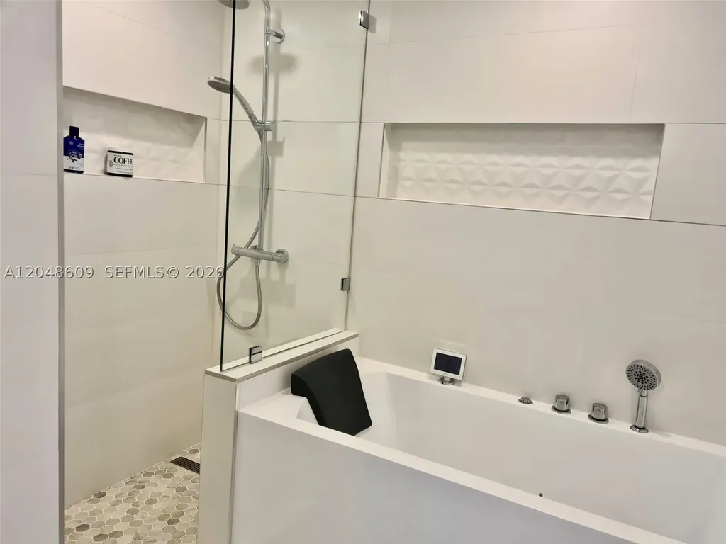 3001 S Ocean Drive Hollywood FL 33019
