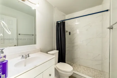 2610 W 65th Street Hialeah FL 33016