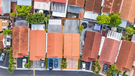 2610 W 65th Street Hialeah FL 33016