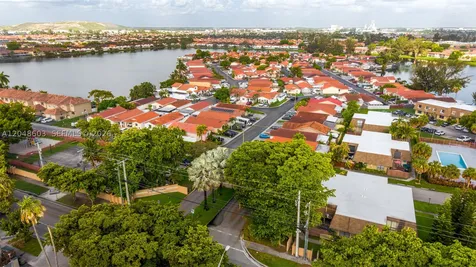 2610 W 65th Street Hialeah FL 33016