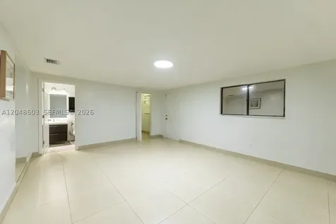 2610 W 65th Street Hialeah FL 33016