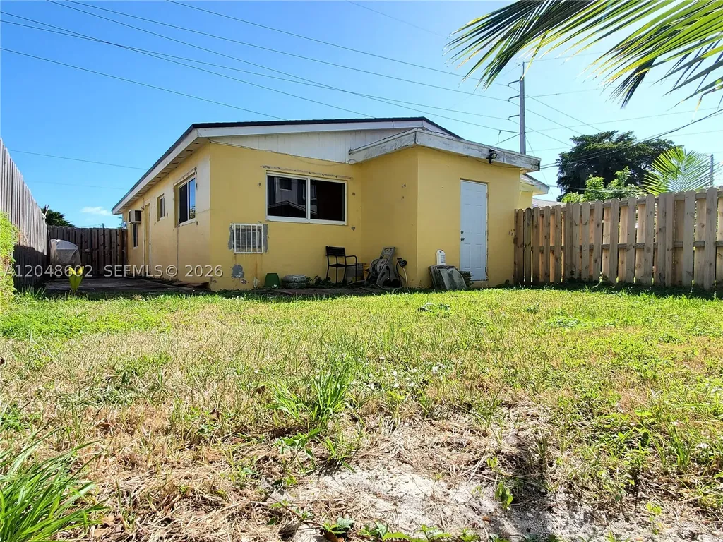 808 N 24th Avenue Hollywood FL 33020