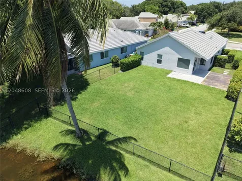 9291 Arborwood Circle Davie FL 33328