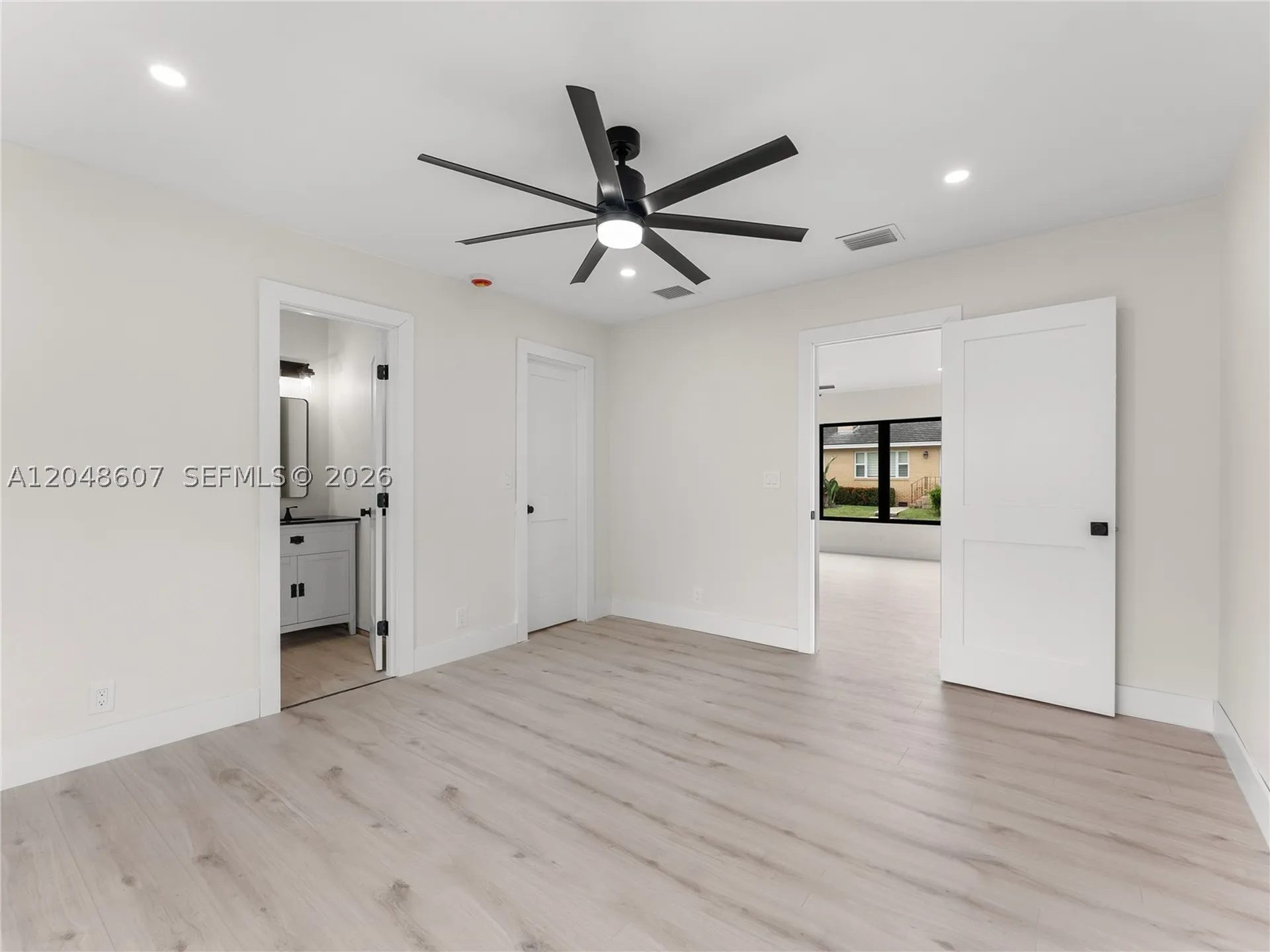 801 S Palmway Lake Worth FL 33460