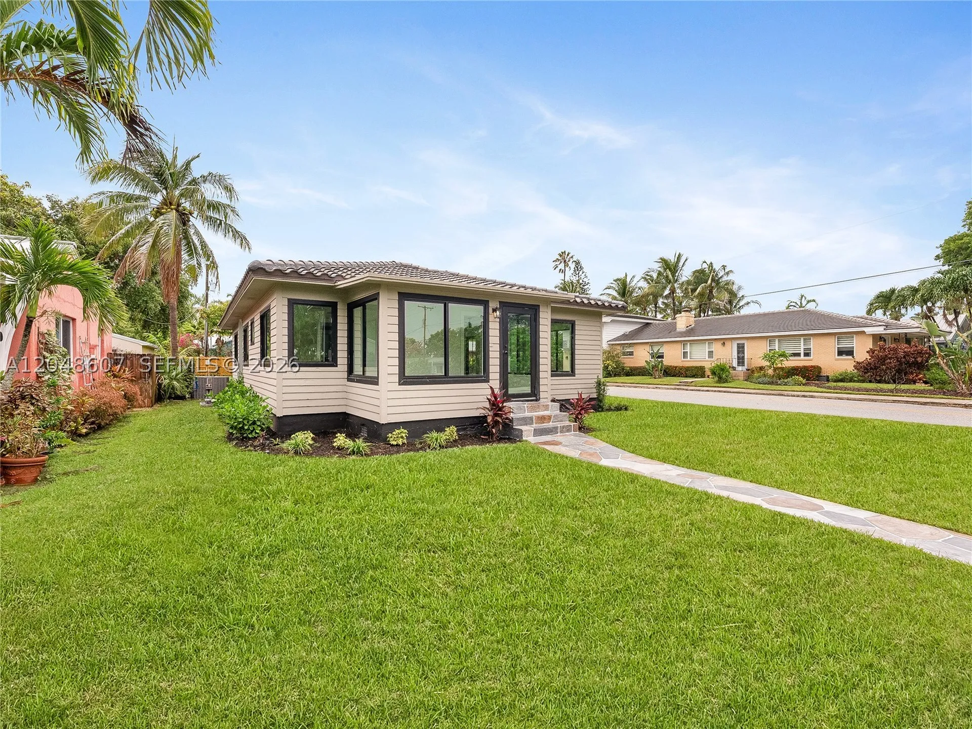 801 S Palmway Lake Worth FL 33460