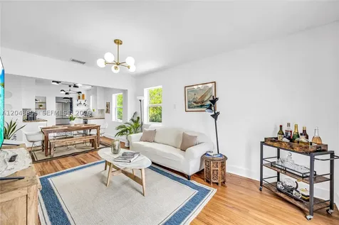 250 NW 40th Avenue Miami FL 33126