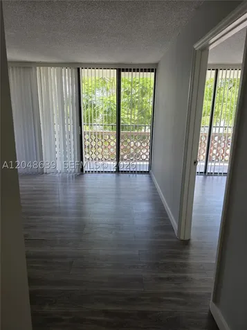 4222 Inverrary Boulevard Lauderhill FL 33319