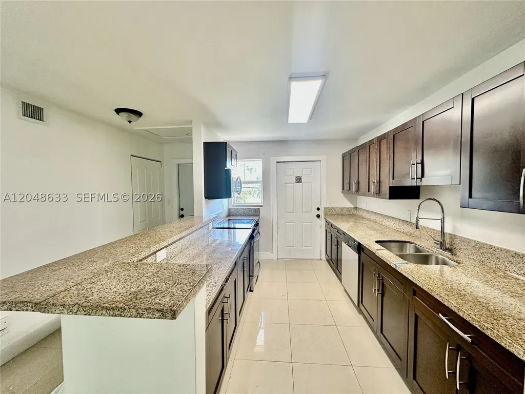1540 SW 5th Place Fort Lauderdale FL 33312