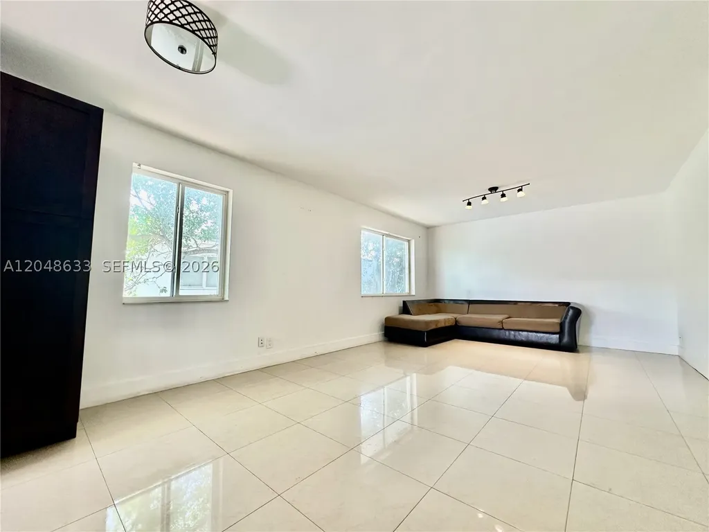 1540 SW 5th Place Fort Lauderdale FL 33312