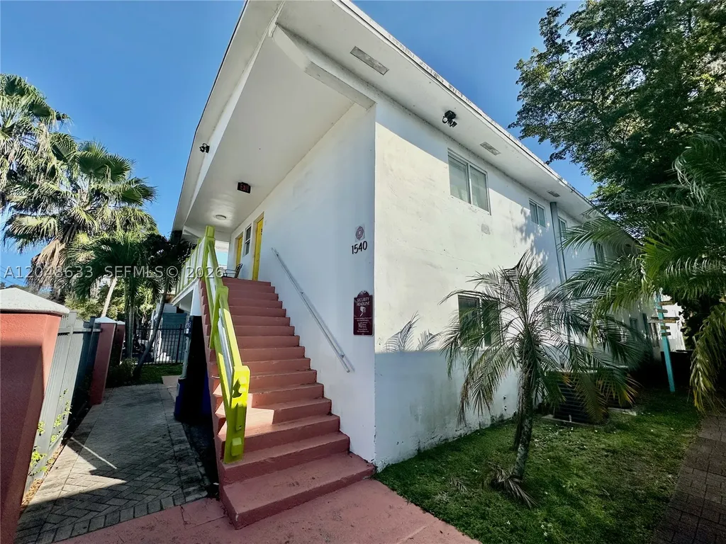 1540 SW 5th Place Fort Lauderdale FL 33312