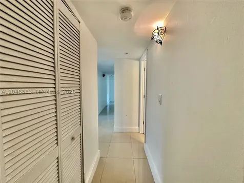 1540 SW 5th Place Fort Lauderdale FL 33312