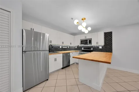 2734 Bird Avenue Miami FL 33133