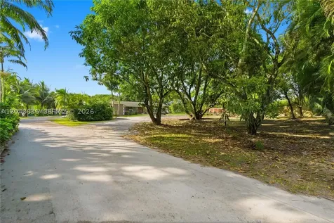 15490 SW 209th Avenue Miami FL 33187