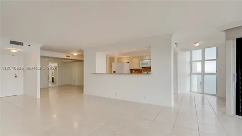 4000 Towerside Terrace Miami FL 33138