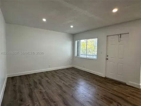 2401 NW 9th Avenue Wilton Manors FL 33311