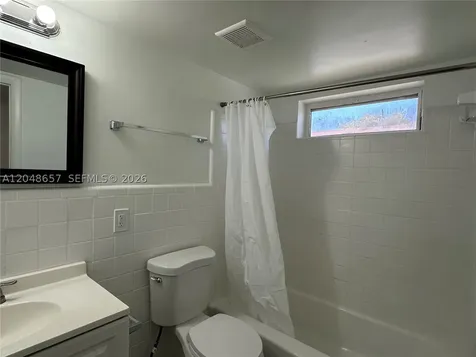 2401 NW 9th Avenue Wilton Manors FL 33311