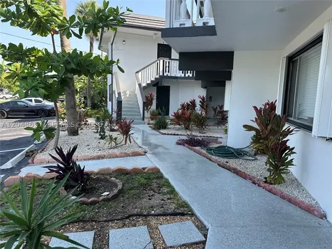 2401 NW 9th Avenue Wilton Manors FL 33311