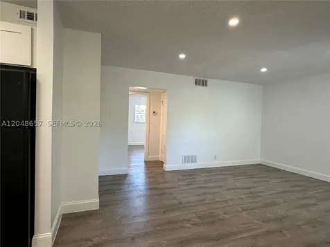 2401 NW 9th Avenue Wilton Manors FL 33311