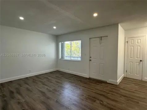2401 NW 9th Avenue Wilton Manors FL 33311