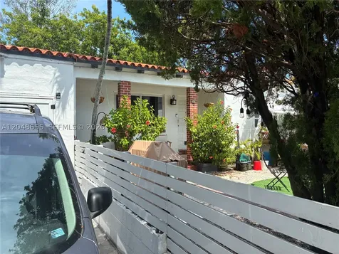 7929 Abbott Avenue Miami Beach FL 33141