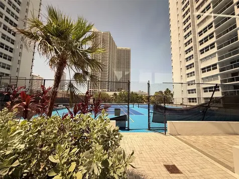 1904 S Ocean Drive Hallandale Beach FL 33009