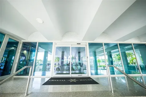 5055 Collins Avenue Miami Beach FL 33140