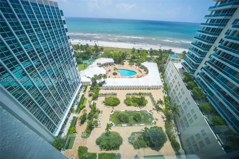 5055 Collins Avenue Miami Beach FL 33140