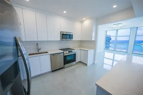 5055 Collins Avenue Miami Beach FL 33140