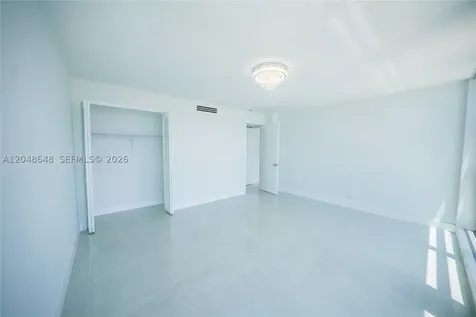 5055 Collins Avenue Miami Beach FL 33140