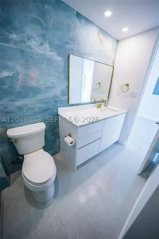 5055 Collins Avenue Miami Beach FL 33140