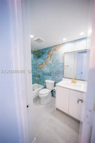 5055 Collins Avenue Miami Beach FL 33140