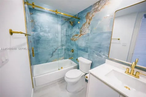 5055 Collins Avenue Miami Beach FL 33140