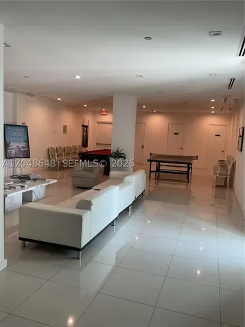 5055 Collins Avenue Miami Beach FL 33140