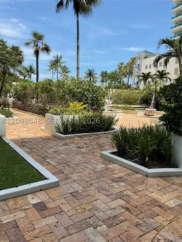 5055 Collins Avenue Miami Beach FL 33140