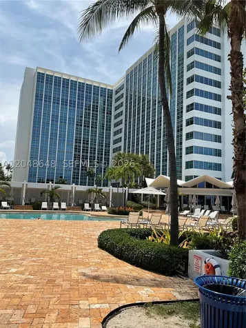 5055 Collins Avenue Miami Beach FL 33140