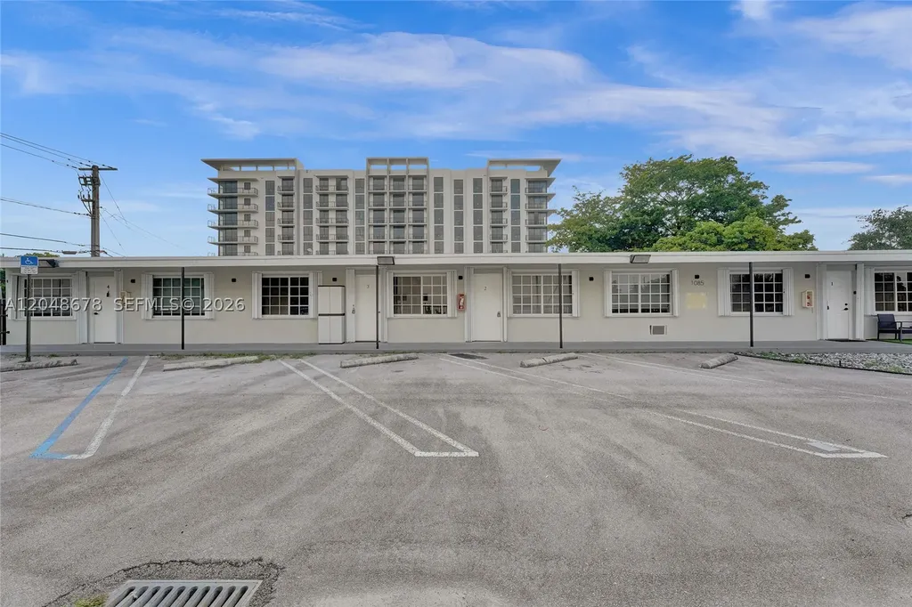 1085 NE 126th Street North Miami FL 33161