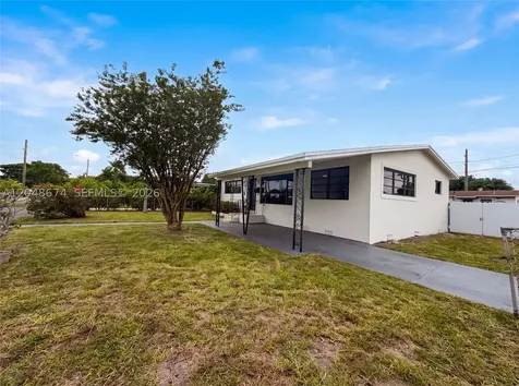 8340 NW 22nd Place Miami FL 33147