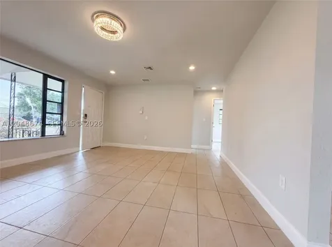 8340 NW 22nd Place Miami FL 33147